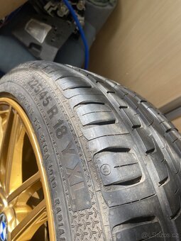 Pneu 225/45 R18 - 3