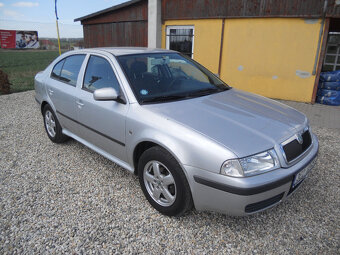 Škoda Octavia 1.6MPi 75Kw Tour - 3