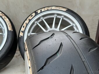 Kola Volk Rays RE30 forged R18 5x114.3 8,5J ET30 - 3
