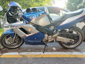 Yamaha FZR1000 exup - 3