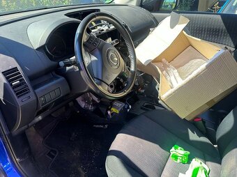 Mazda 5 2.0i náhradní díly - 3