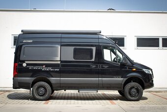 Hymer GRAND CANYON S CROSSOVER MERCEDES-BENZ - 3