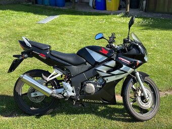 Honda CBR 125R - 3