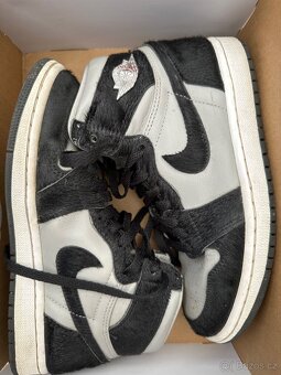 Nike Jordan 1 Retro - 3