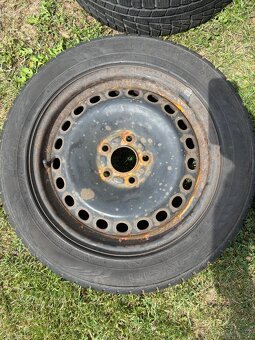 Plechové disky 16” + letní pneu Nokian – Ford Focus (r. 2006 - 3
