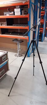 Prodám stativ Manfrotto MK290LTA3-V - 3