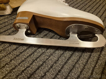 Brusle Botas Dagmar 37 - 3