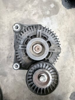 BMW e61 525d lci alternátor, starter - 3