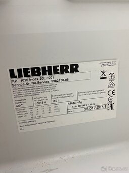 Vystavna lednice Libherr 159l - 3
