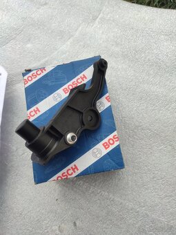BO 0986280408 Snímač otáček klikové hřídele BOSCH - 3