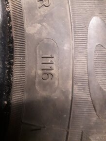 Prodám starší celoroční pneu 185/65R15 - 3