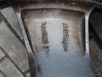 KUSOVKA 1KS ALU ŠKODA5x112  7x17 ET45. 5E0601025T - 3