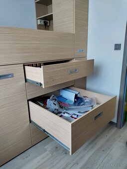 Vysoká postel s úložným prostorem - 3