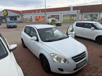 Predam kia ceed 1.4 benzin - 3