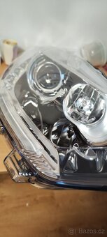Přední pravé bi-xenon světlo CITROEN DS5 - 3