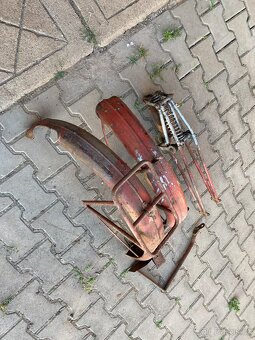 Motokolo Eska Es-ka mofa díly - 3
