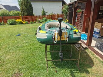 Rybářský člun Seahawk +motor+bát. - 3