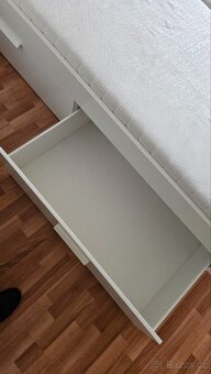 Prodám postel + rošty + matrace BRIMNES 180x200 - 3