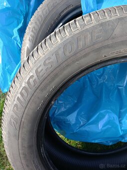 Bridgestone letní 235/55/18-použité, prodám - 3