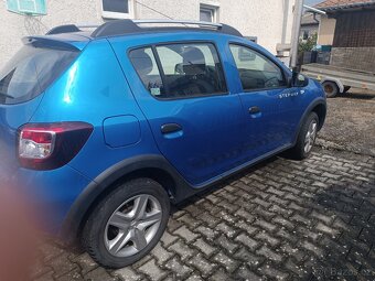 Dacia Sandero stepway 2 - 3