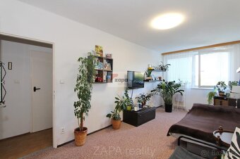 Pronájem bytu 1+1 30m2 Praha 9 Hloubětín, částečně zařízeno, - 3