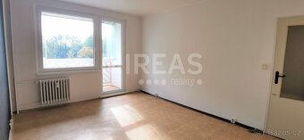 Milovice, prodej bytu 2+1 s lodžií a sklepem, 61 m2, okr. Ny - 3