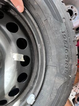 VW Golf 195/65R15 - 3