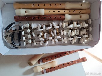 flétny dřevěné originál Amati  a mechaniky kytarové - 3
