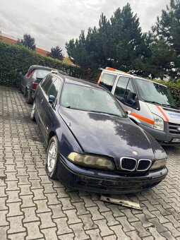 BMW e39 325d - 3