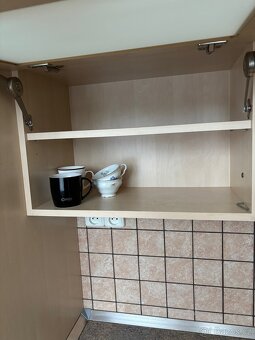 Kuchyňská linka vč spotřebičů - 3