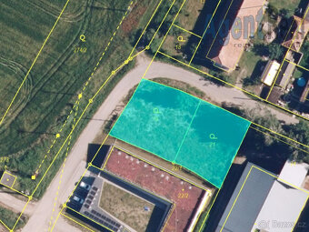 Stavební pozemek v obci Králová - 3