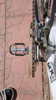 Celoodpružené horské kolo Curtis - 3