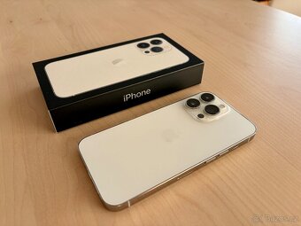 iPhone 13 Pro 256 GB - stříbrný - 3