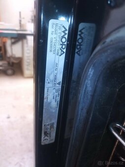 Horkovzdušná trouba vestavná - 3