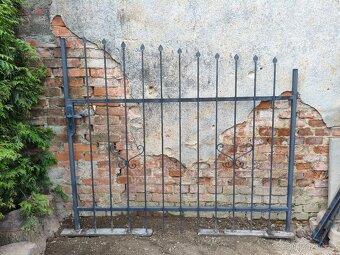 Brána kovová dvoukřídlá - 3