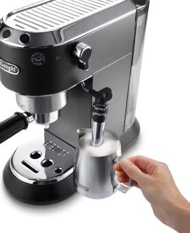 Pákový kávovar De'Longhi EC 685 - 3