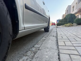 Octavia 2 1.9 TDi 77KW BLS - 3