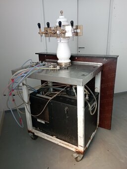 Prodám výčep se čtyřmi kohouty - odběr možný ihned - 3