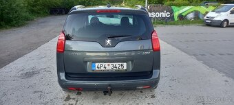 PEUGEOT 5008 1,6i 115kw,r.v.2010,naj:150tkm,NAVI,DOHODA - 3