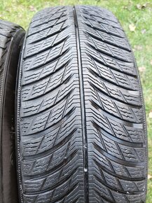 2 zimní pneumatiky Michelin 215/65/17 5,5mm 2021 - 3