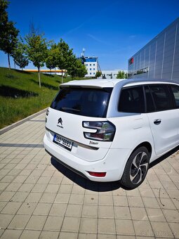 Spolehlivý Citroën C4 Picasso 2.0 HDI – Kompletní výbava - 3