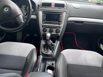 Škoda octavia II RS - 3