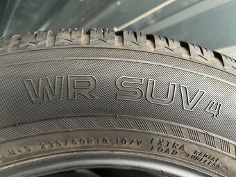 235/60 R18 107V - 3