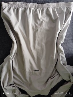 Letní bunda a 2 svetry,vel.L - 3