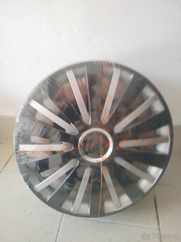 Prodám kryty kol 16" nove - 3