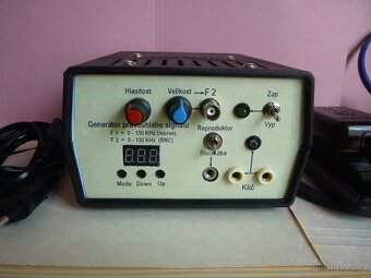 Historický telegrafní klíč + souprava radisty - 3