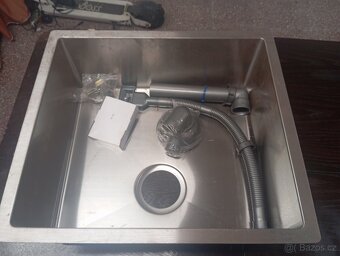 Nerezový dřez 45x50 cm - 3