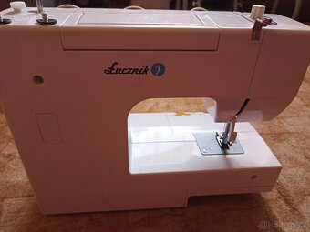 Šicí stroj Lucznic Laura 555 - 3