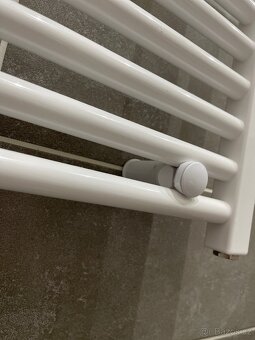 Koupelnový radiátor, topení, žebřík - 3