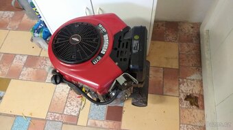 Motor Briggs Stratton 16HP - 3